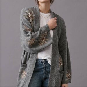 Anthropologie Sweater Gray Embroidered Floral and Jewels Open Cardigan ONE SIZE